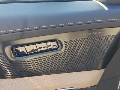 2027 Volvo XC90 B6 Plus 7-Seater