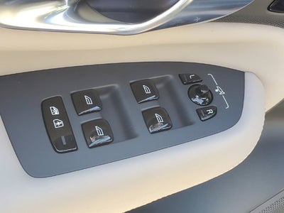 2027 Volvo XC90 B6 Plus 7-Seater