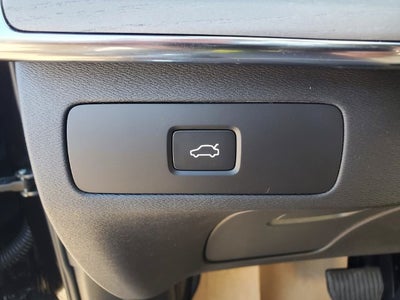 2027 Volvo XC90 B6 Plus 7-Seater