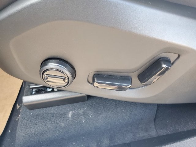 2027 Volvo XC90 B6 Plus 7-Seater