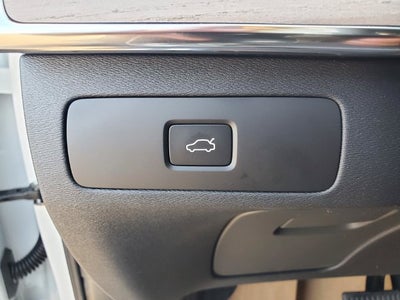 2027 Volvo XC90 B6 Plus 7-Seater
