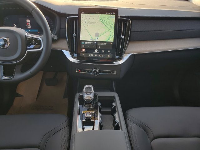 2027 Volvo XC90 B6 Plus 7-Seater