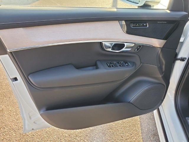 2027 Volvo XC90 B6 Plus 7-Seater