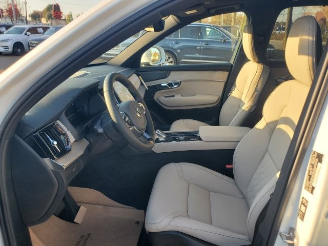 2027 Volvo XC90 B6 Plus 7-Seater