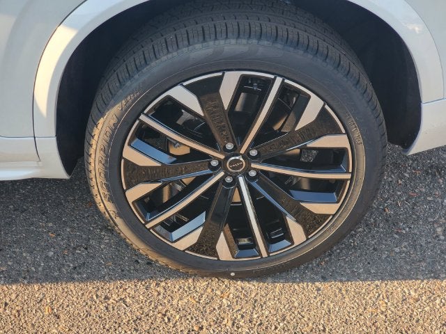 2027 Volvo XC90 B6 Plus 7-Seater