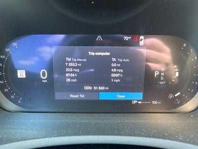 2024 Volvo XC90 B6 Plus Bright Theme