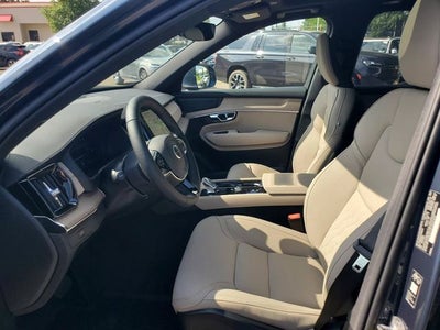 2026 Volvo XC90 B6 Plus 7-Seater
