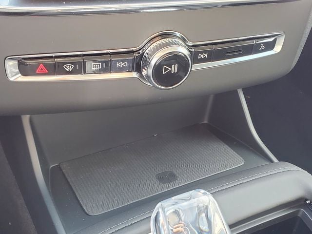 2027 Volvo XC90 Plus