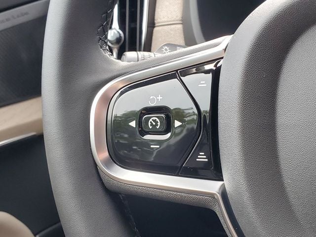 2027 Volvo XC90 Plus