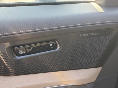 2027 Volvo XC90 B6 Plus 7-Seater