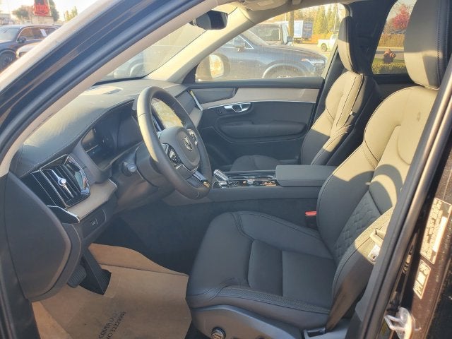 2027 Volvo XC90 B6 Plus 7-Seater