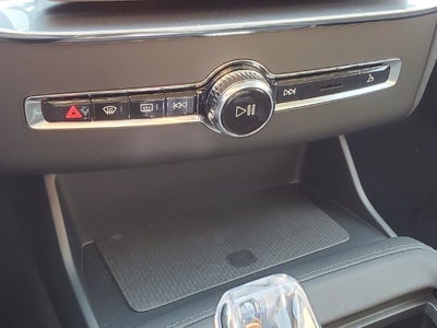 2027 Volvo XC90 B6 Plus 7-Seater
