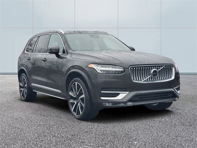 2024 Volvo XC90 B6 Plus Bright Theme