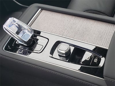 2026 Volvo XC90 B6 Ultra