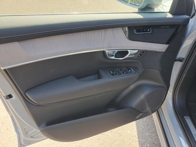 2026 Volvo XC90 B6 Ultra