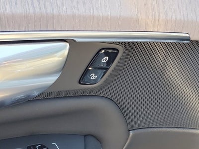 2027 Volvo XC90 Ultra