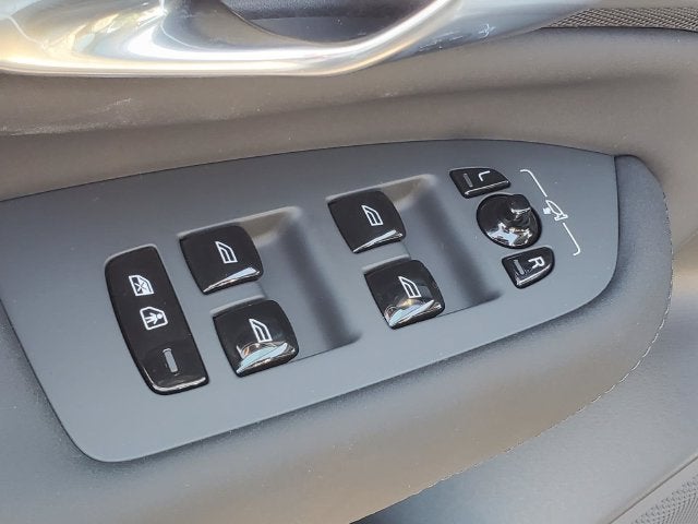 2027 Volvo XC90 Ultra