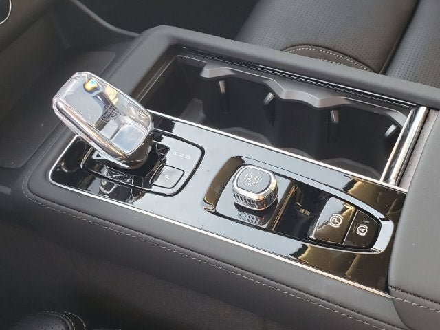 2027 Volvo XC90 Ultra