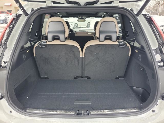 2026 Volvo XC90 B6 Ultra