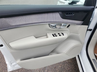 2026 Volvo XC90 B6 Ultra