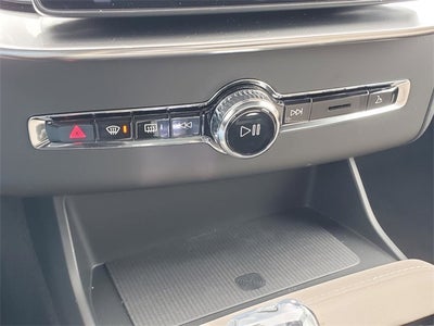 2026 Volvo XC90 B6 Ultra