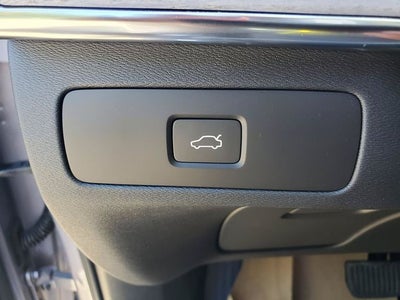 2026 Volvo XC90 B6 Core