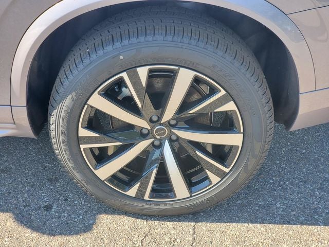 2026 Volvo XC90 B6 Core