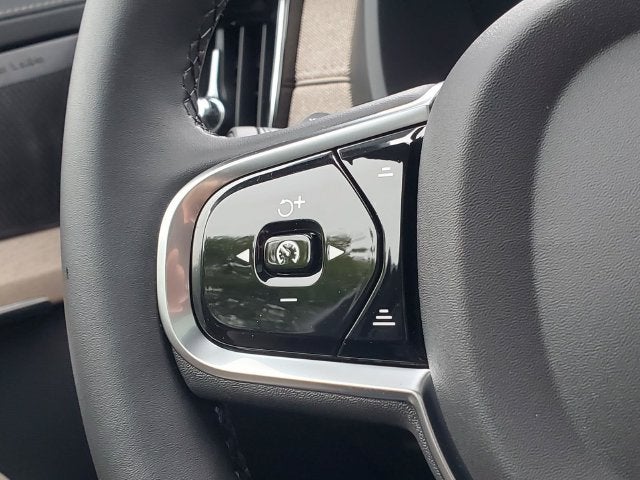 2027 Volvo XC90 B6 Ultra