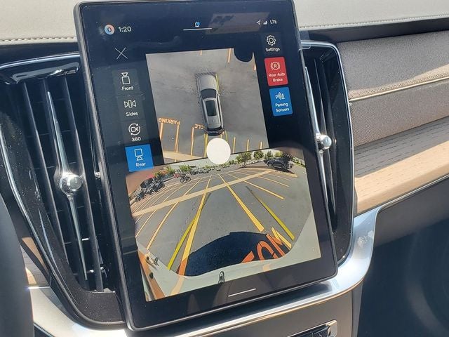 2026 Volvo XC90 B6 Ultra