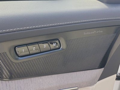 2026 Volvo XC90 B6 Ultra