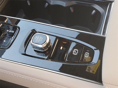 2026 Volvo XC90 B6 Ultra