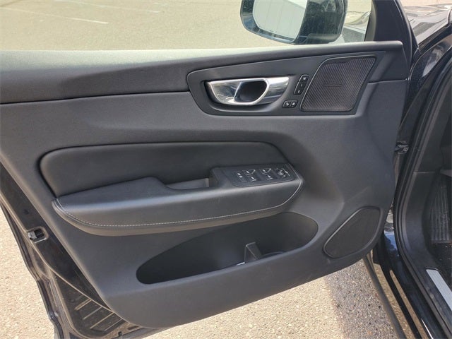 2022 Volvo XC60 B6 Inscription