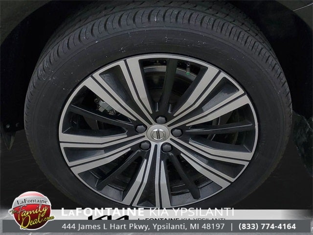 2022 Volvo XC60 B6 Inscription