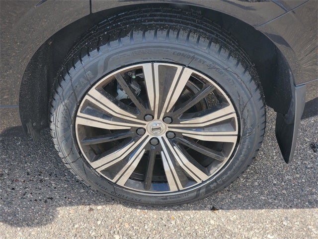 2022 Volvo XC60 B6 Inscription