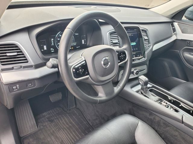 2017 Volvo XC90 T5 Momentum