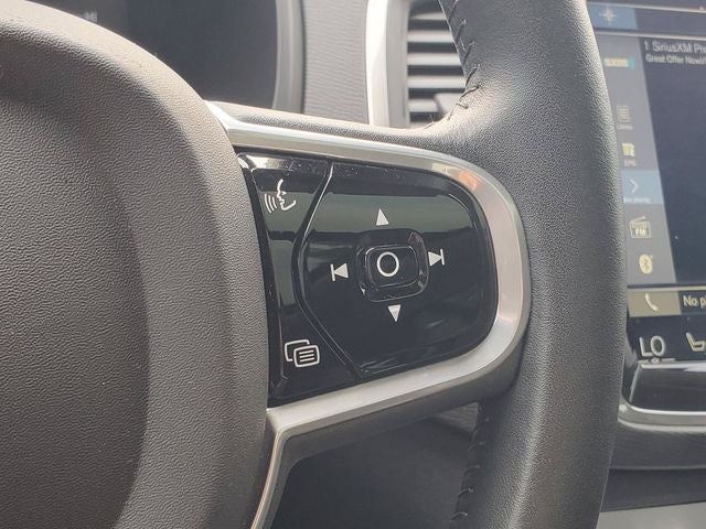 2017 Volvo XC90 T5 Momentum