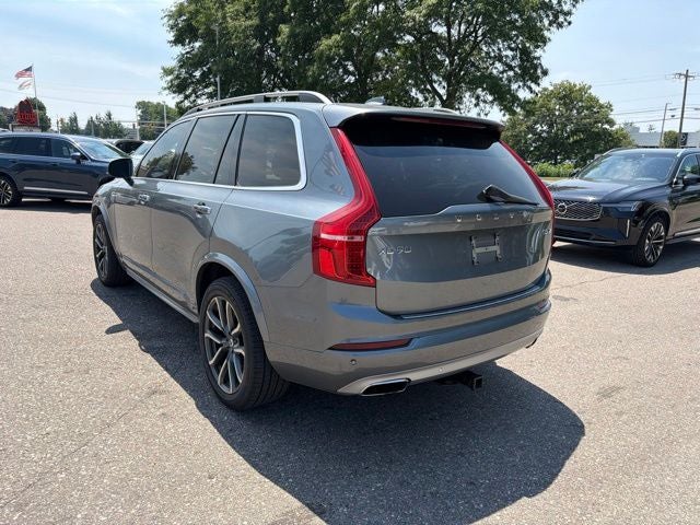 2017 Volvo XC90 T5 Momentum