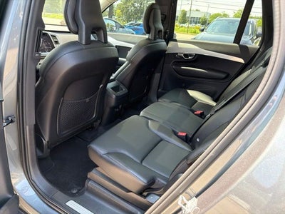 2017 Volvo XC90 T5 Momentum