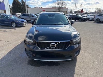 2021 Volvo XC40 Momentum