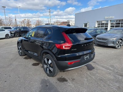 2021 Volvo XC40 Momentum