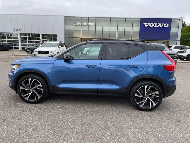 2021 Volvo XC40 R-Design
