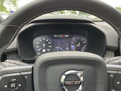 2021 Volvo XC40 R-Design