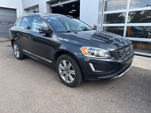 2016 Volvo XC60 T6 Drive-E Platinum