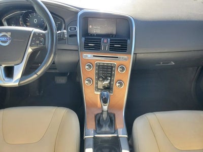 2017 Volvo XC60 T6 Inscription