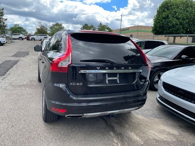 2016 Volvo XC60 T5 Platinum