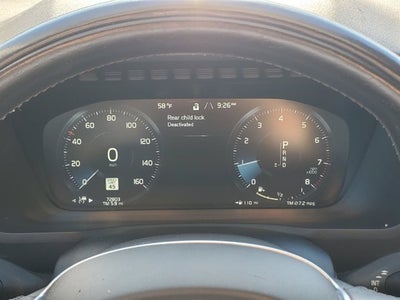 2020 Volvo XC90 T6 Momentum