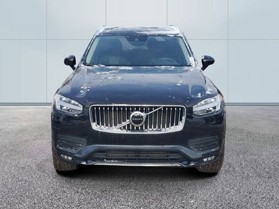 2021 Volvo XC90 T6 Momentum 6-Seat
