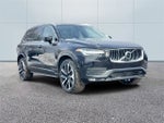 2021 Volvo XC90 T6 Momentum 6-Seat