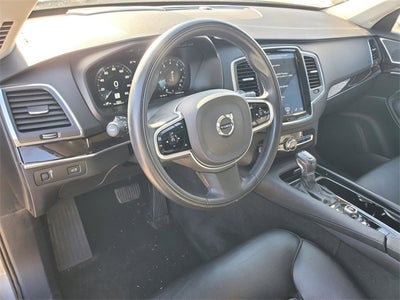 2019 Volvo XC90 T6 Momentum