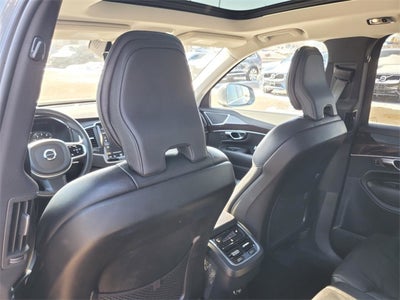 2019 Volvo XC90 T6 Momentum